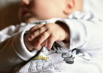 Ultimate Guide to Choosing Baby Bath Essentials for New Parents