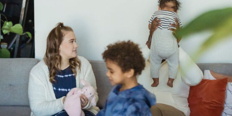 5 Essential Parenting Techniques Every New Mom Should Know